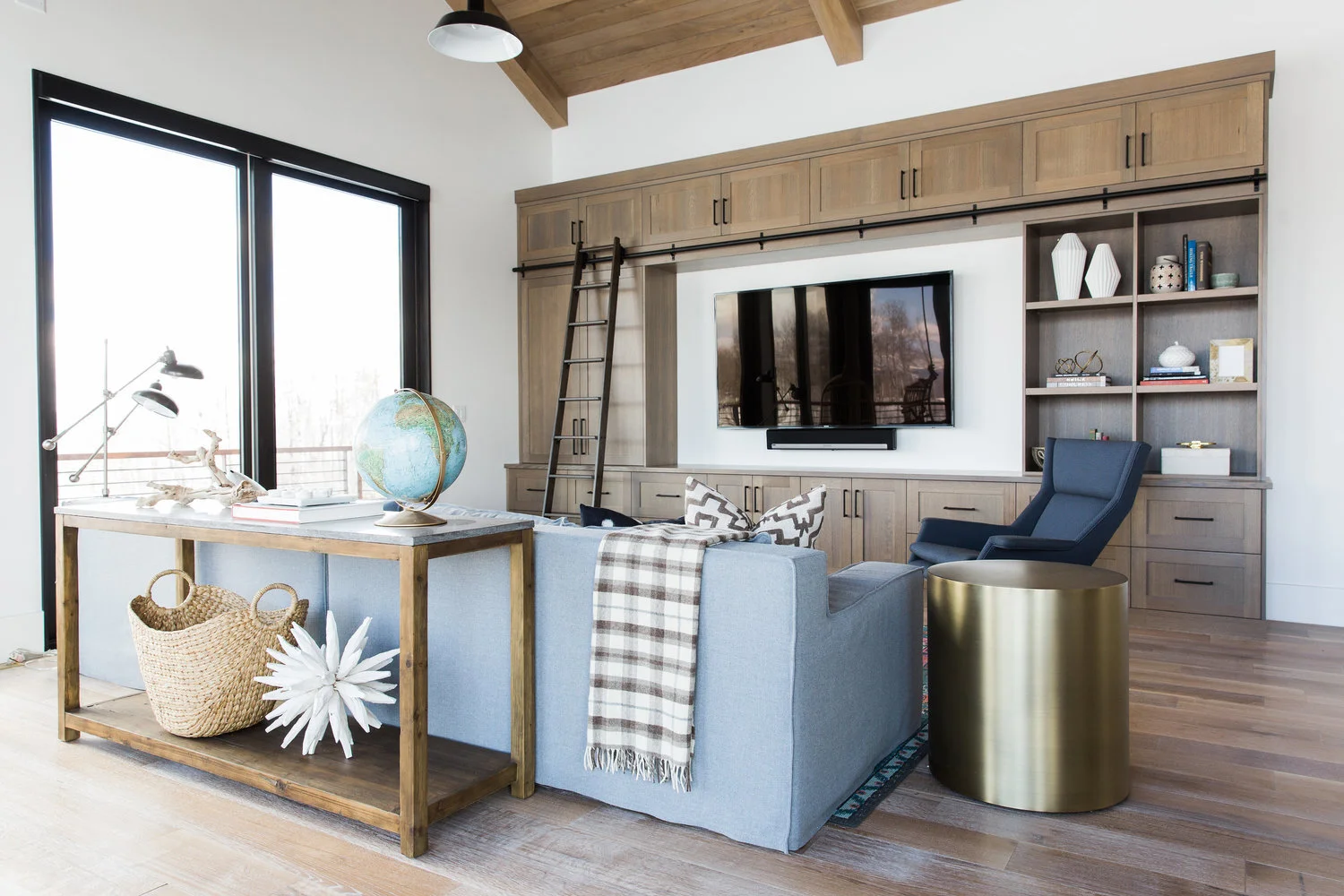 Modern Mountain Home-Studio McGee-41-1 Kindesign