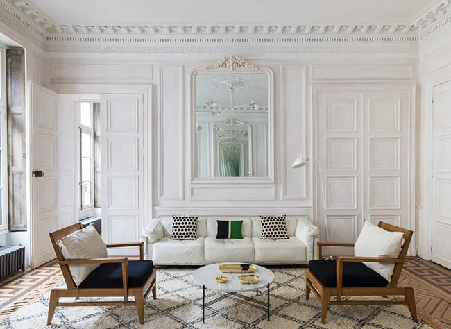 Parisian Pied-à-terre by Studio Razavi Architecture • on @SavvyHome