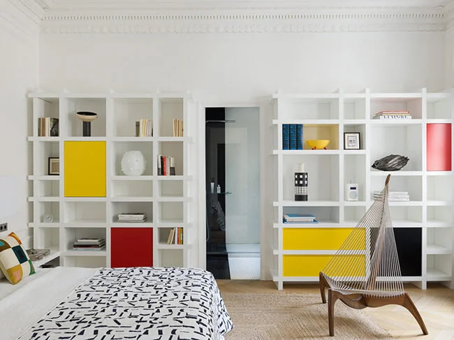 Parisian Pied-à-terre by Studio Razavi Architecture • on @SavvyHome