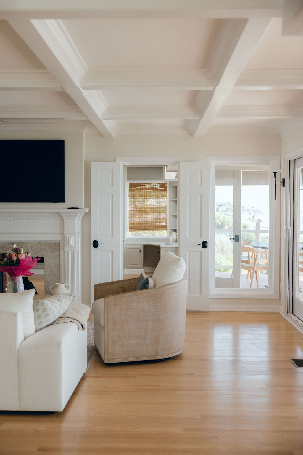 Living space from the Stace King portfolio — photo 2