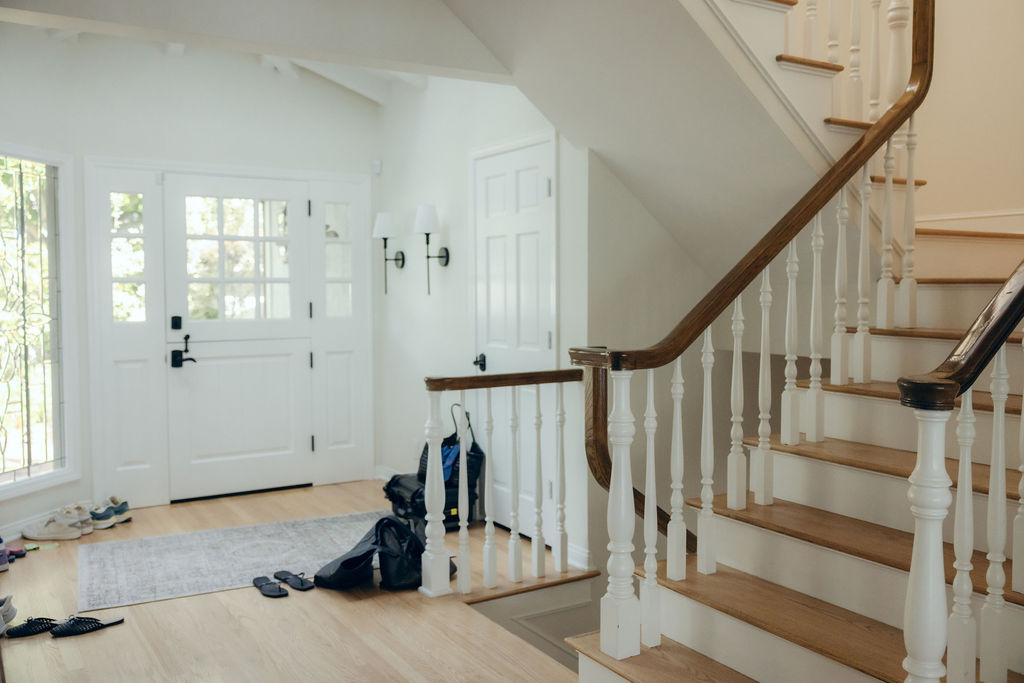 Entry or hallway from the Stace King portfolio — photo 7