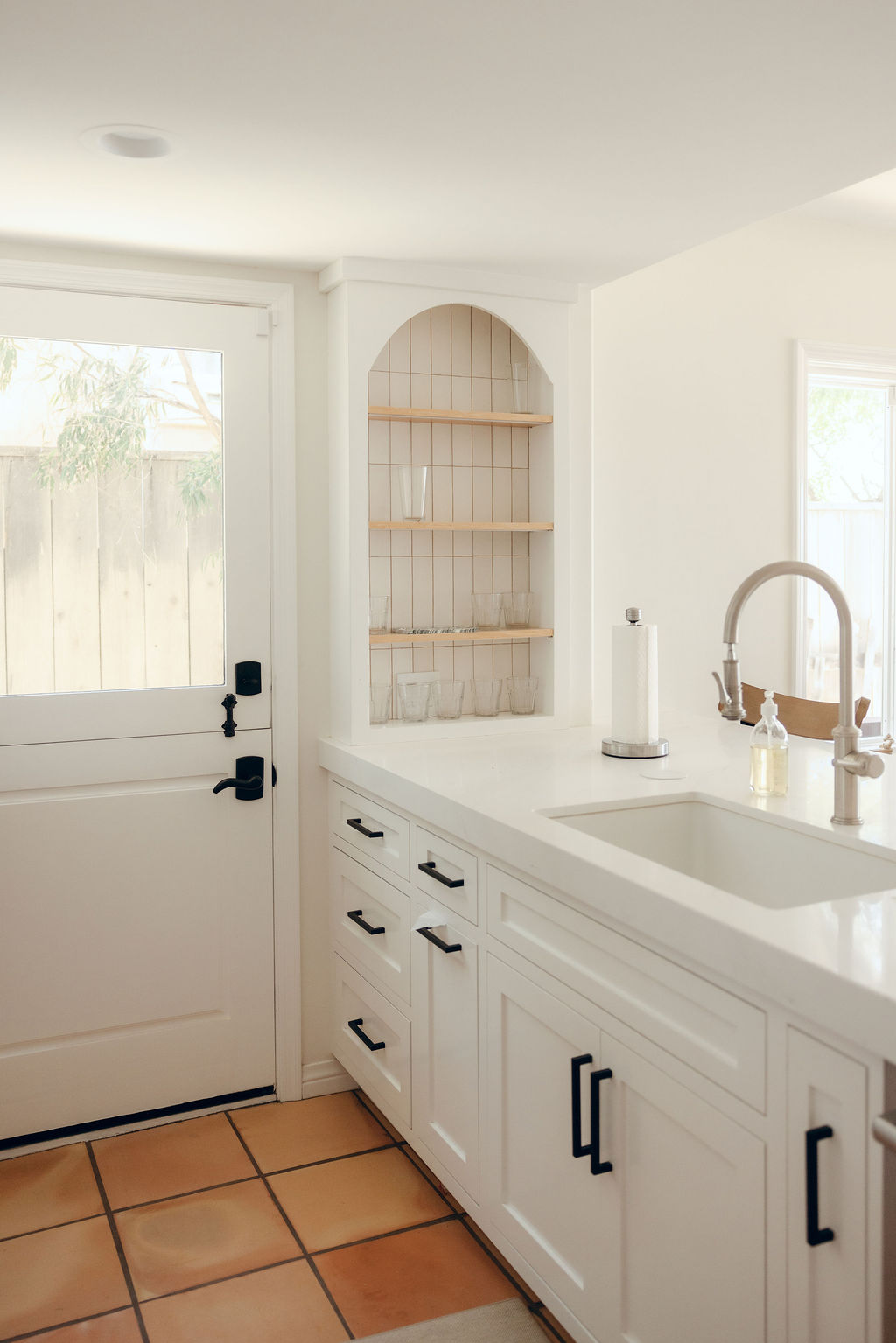 Kitchen from the Stace King portfolio — photo 5