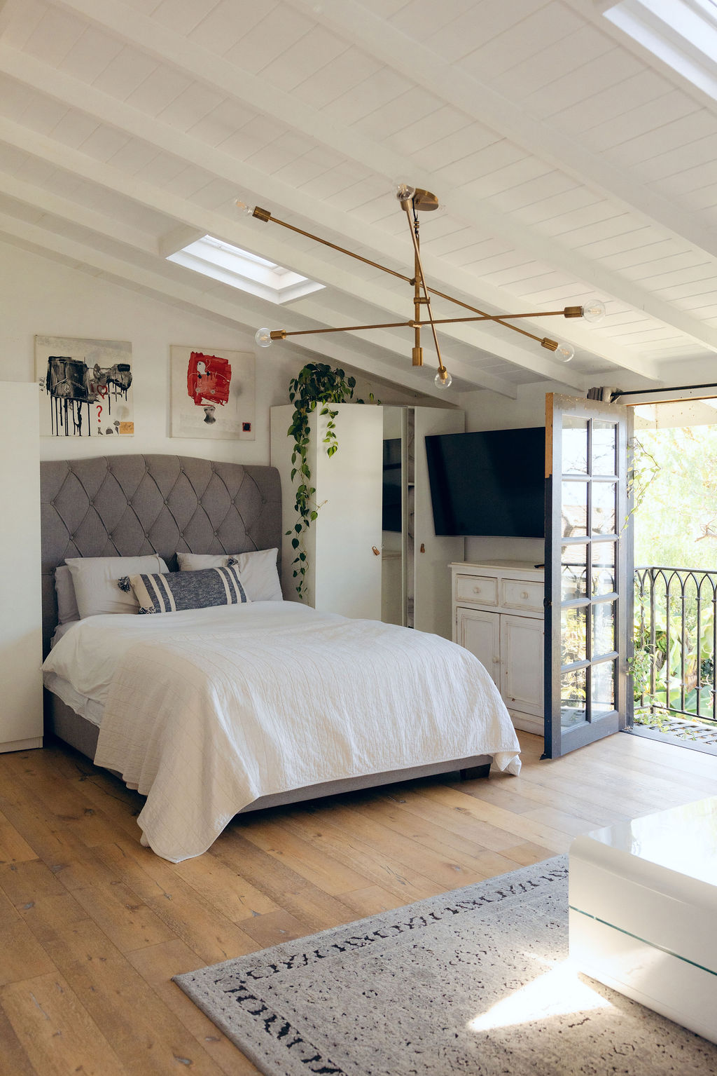 Bedroom from the Stace King portfolio — photo 6