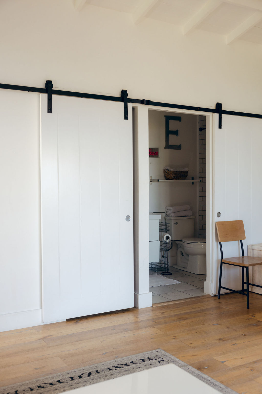 Bedroom from the Stace King portfolio — photo 8