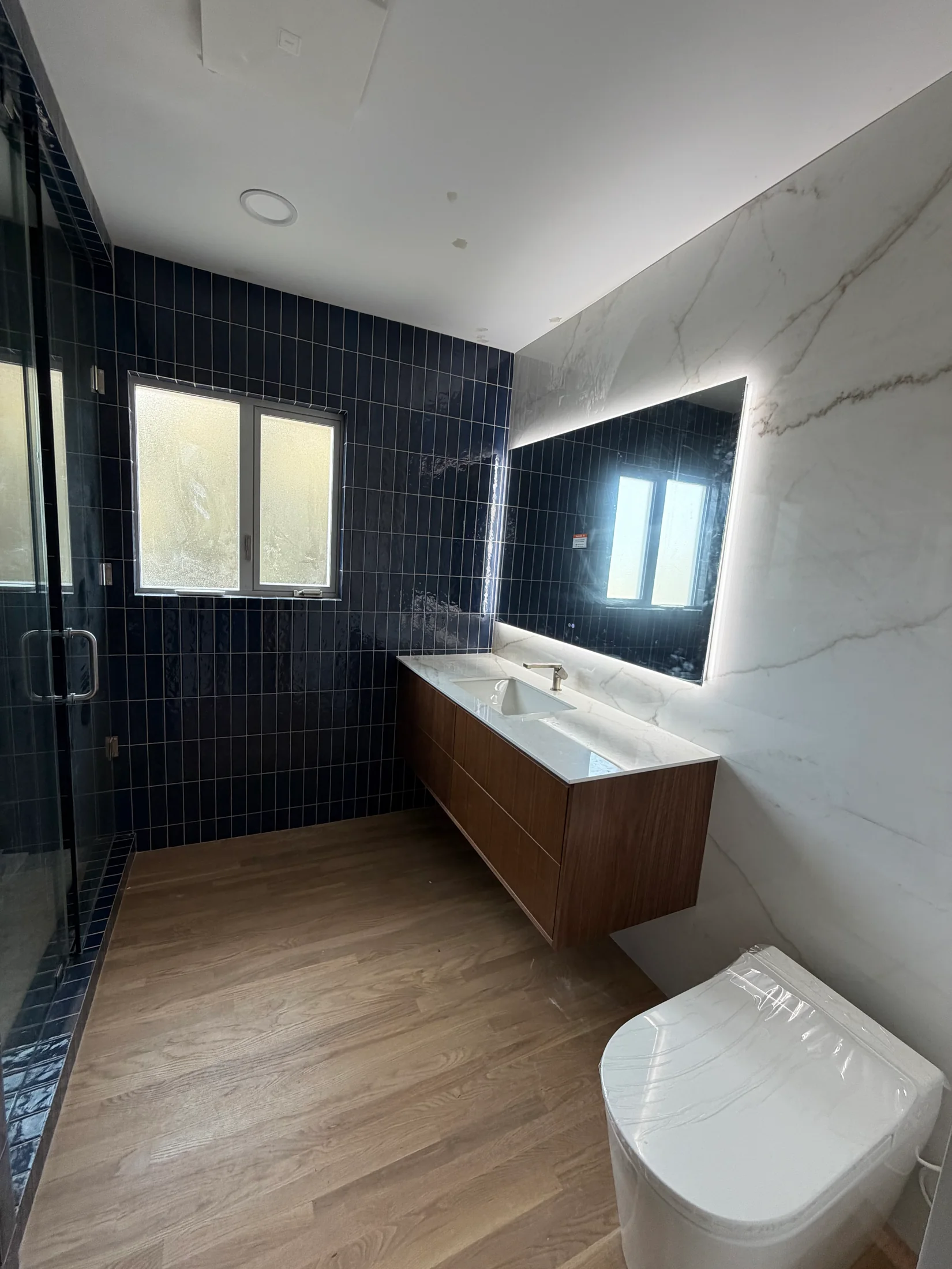 Bathroom interior — photo 10