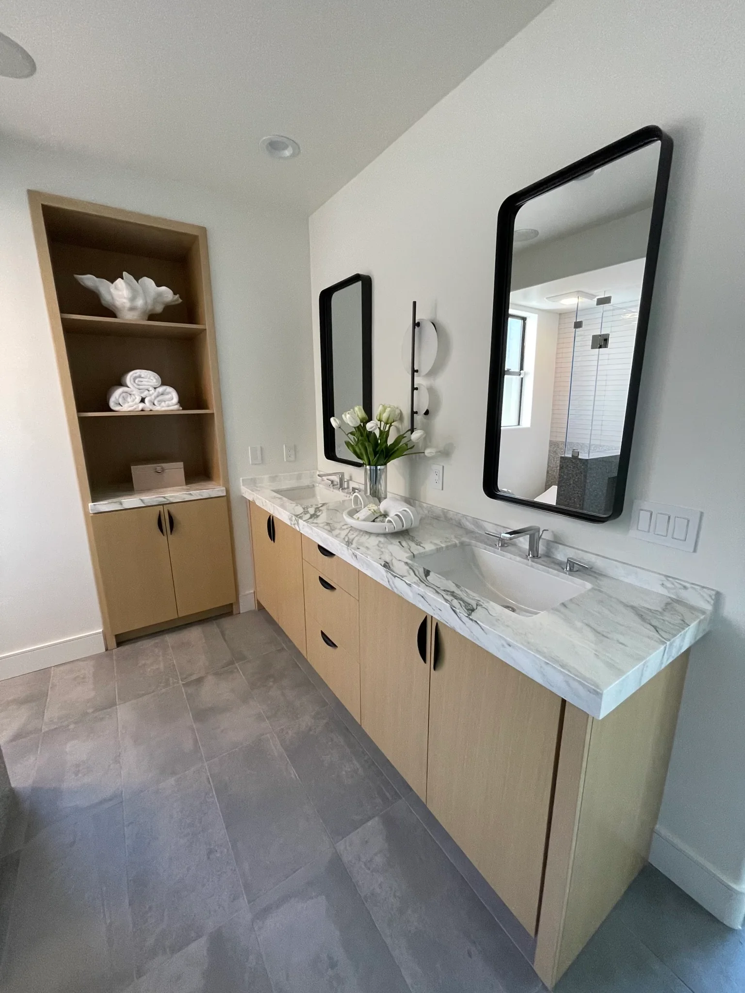 Bathroom interior — photo 23