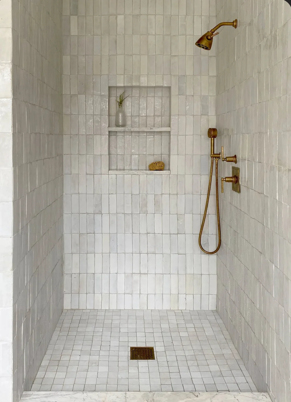Bathroom interior — photo 43