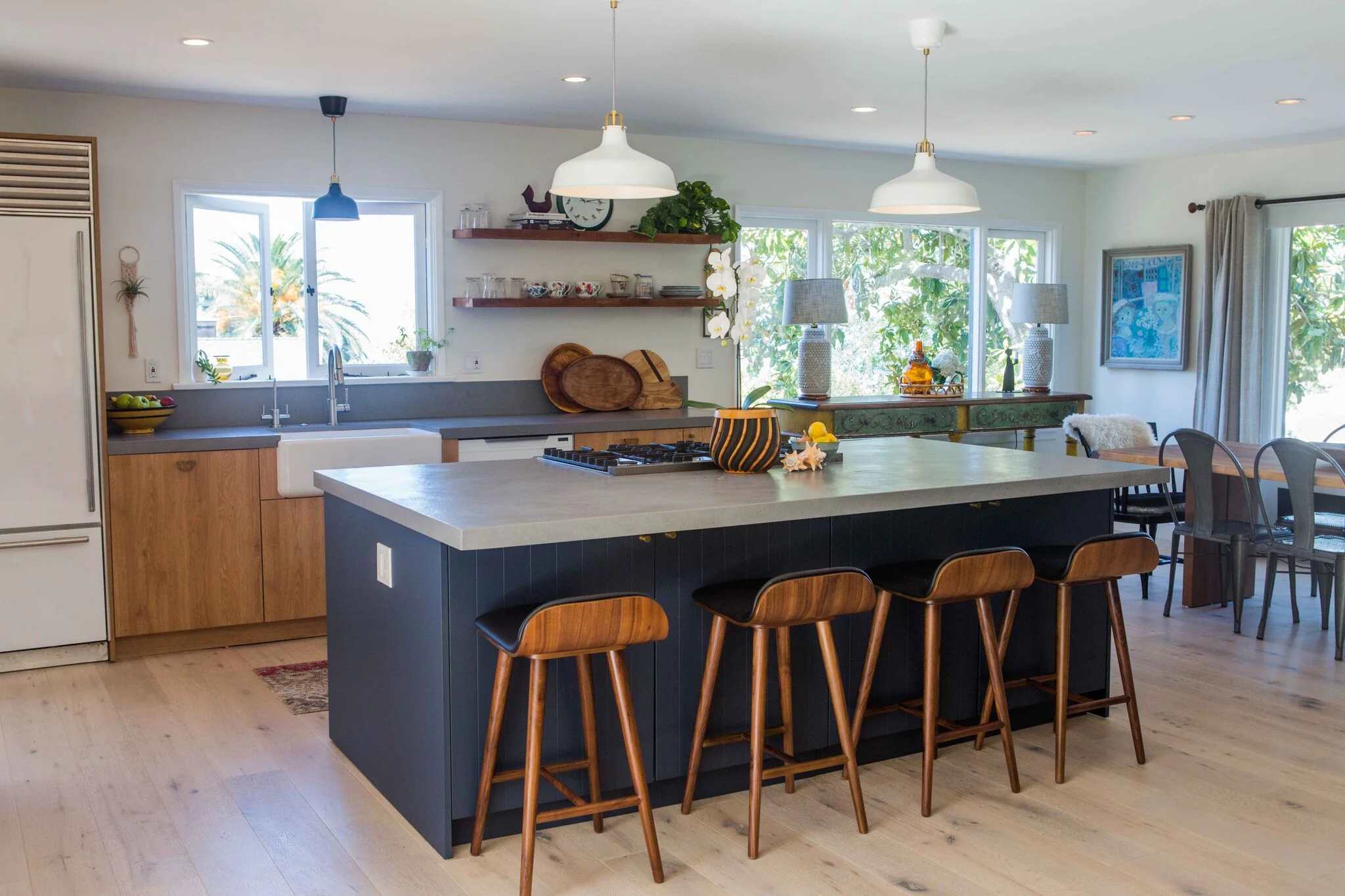 Kitchen interior — photo 30