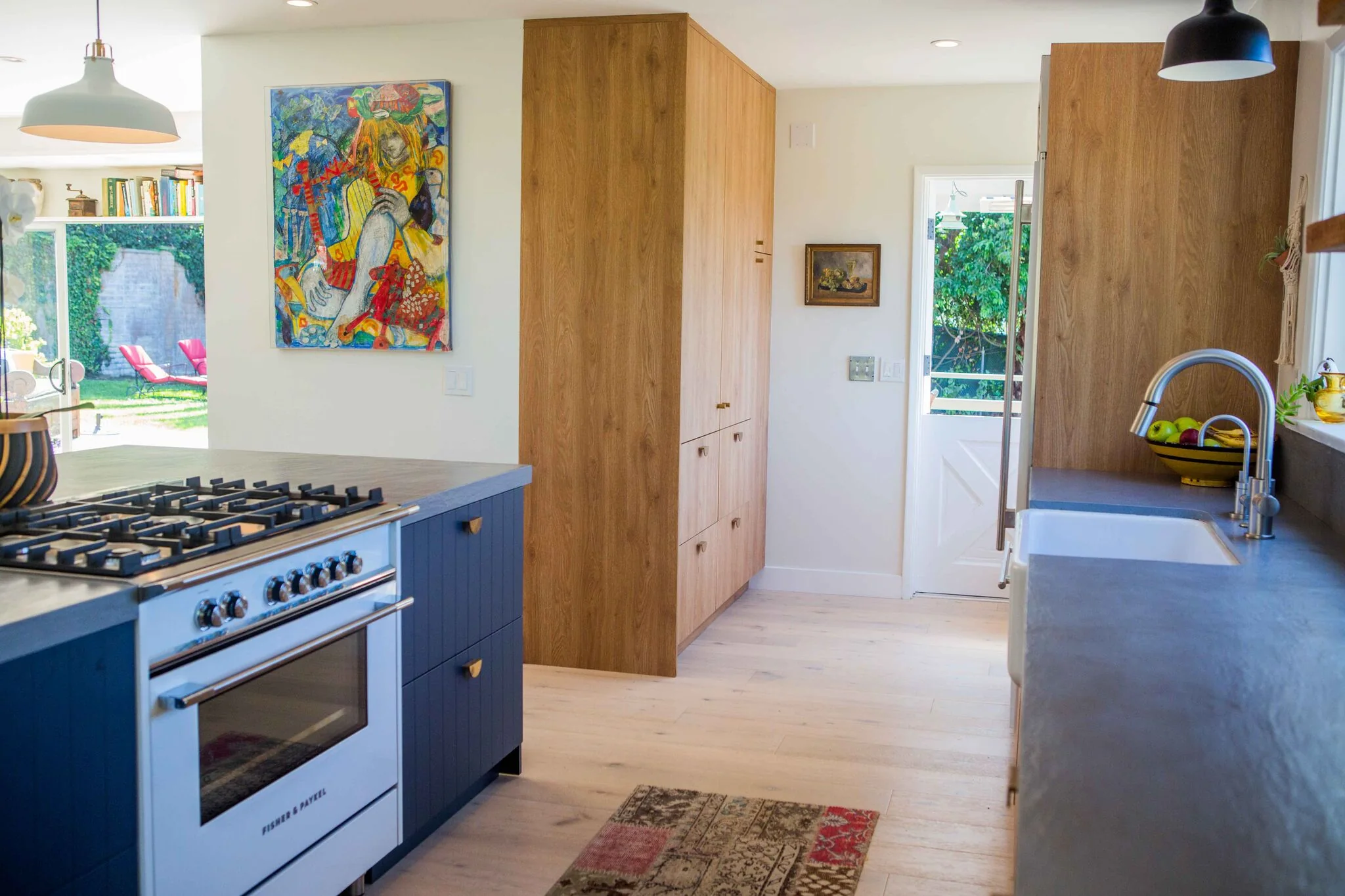 Kitchen interior — photo 31
