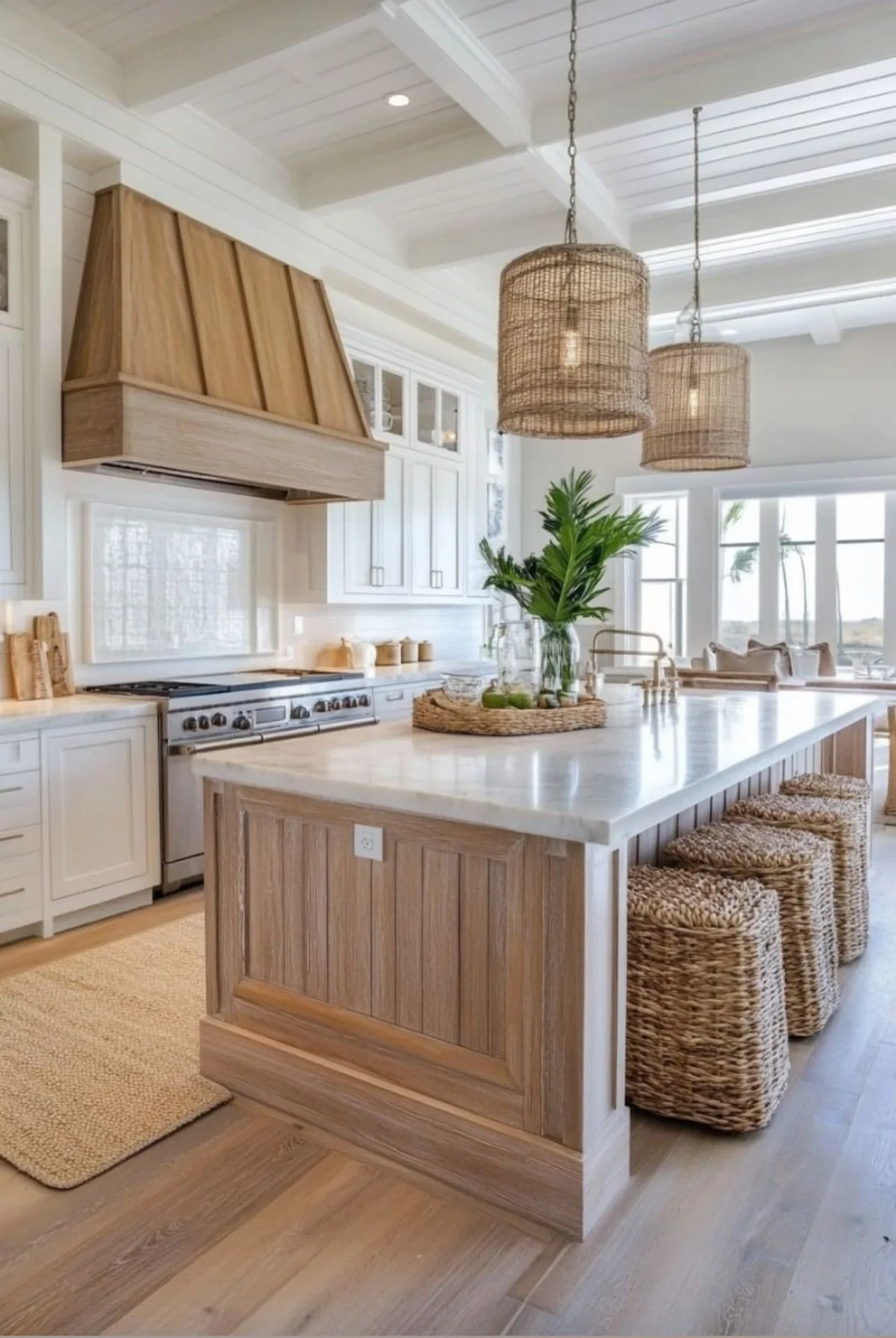Kitchen interior — photo 42