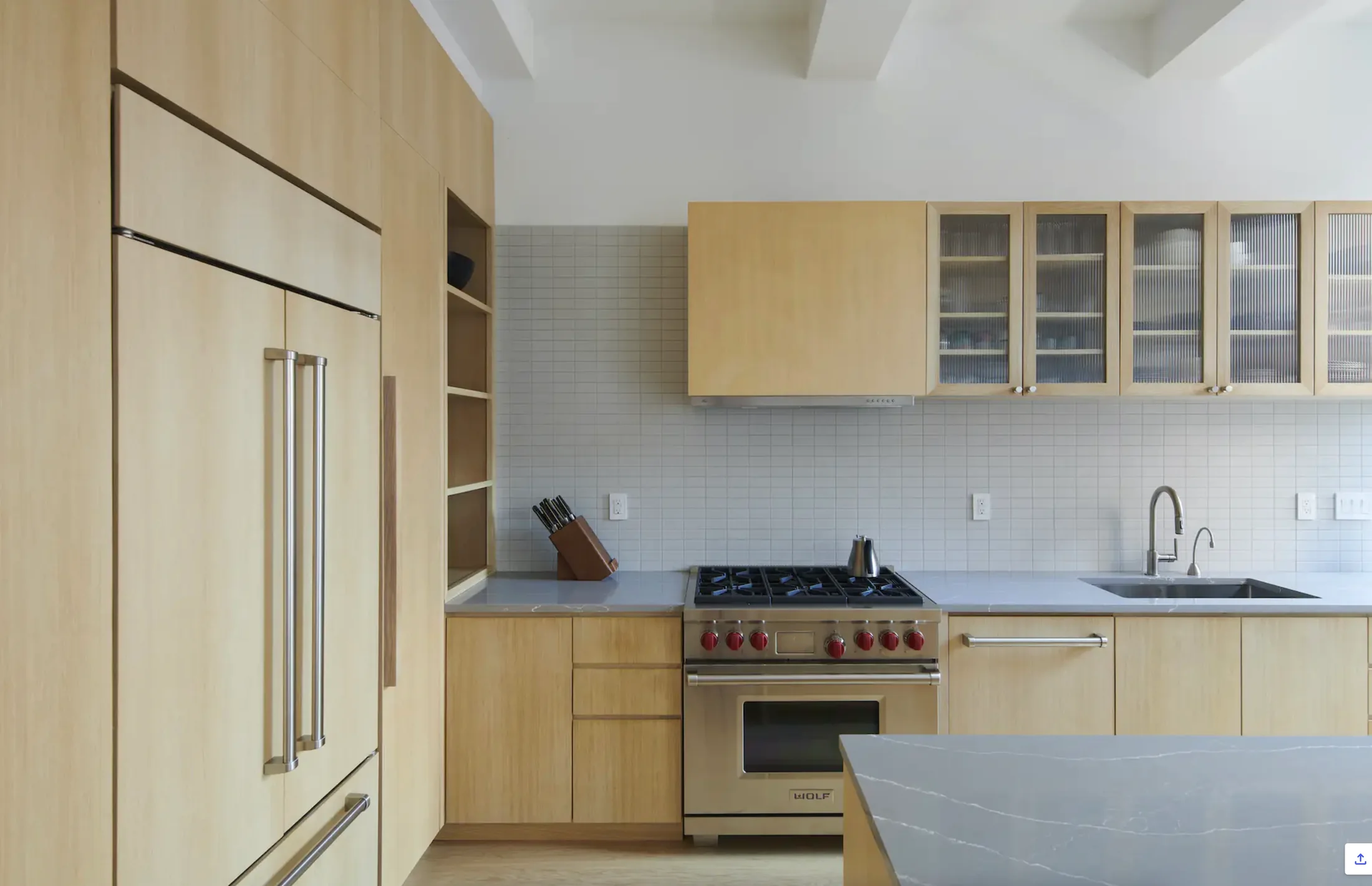 Kitchen interior — photo 78