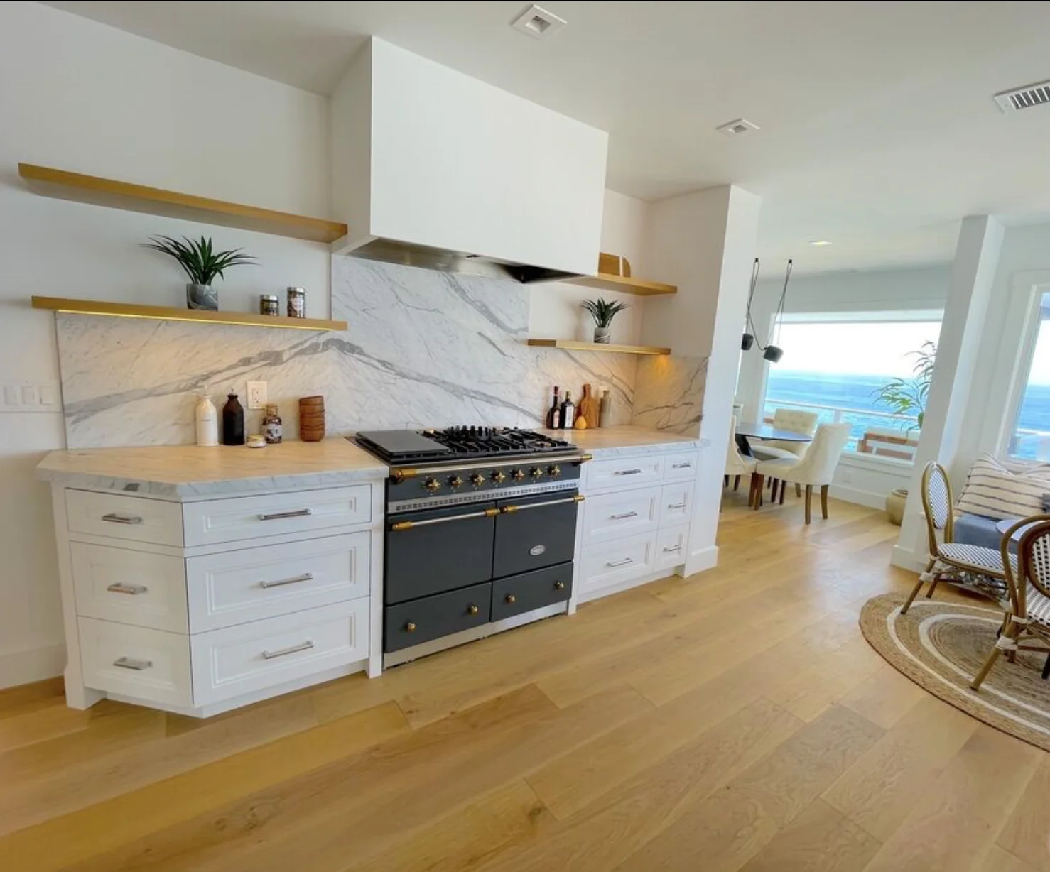 Kitchen interior — photo 90